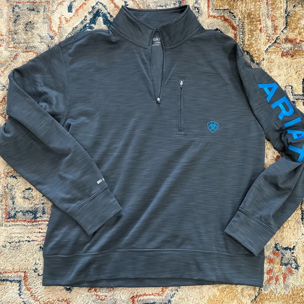 Men’s ariat pull over
